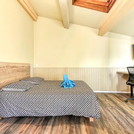 Διαμέρισμα Cote Palais Avec Climatisation - Fibre & Netflix - Spacieux En Rez-de-chaussee *