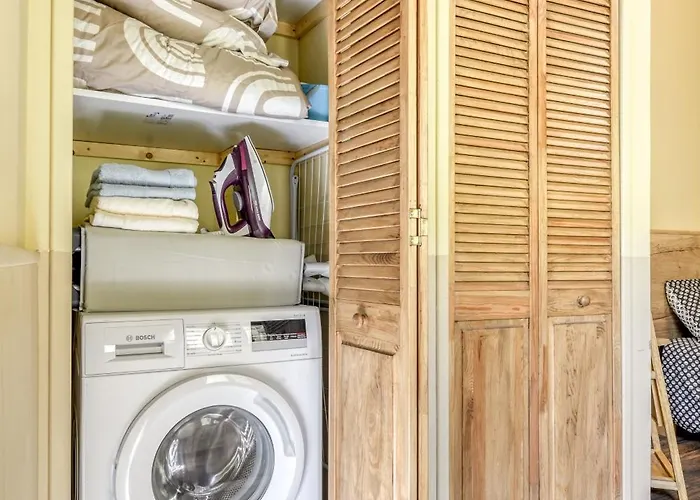 Cote Palais Avec Climatisation - Fibre & Netflix - Spacieux En Rez-de-chaussee Apartment Carcassonne